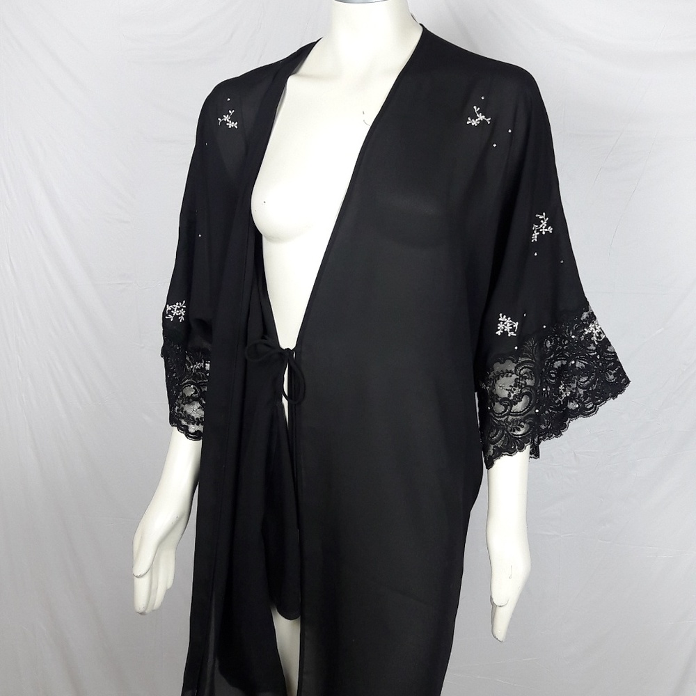 Victoria's Secret Collection Embroidered Robe - Picture 2 of 5